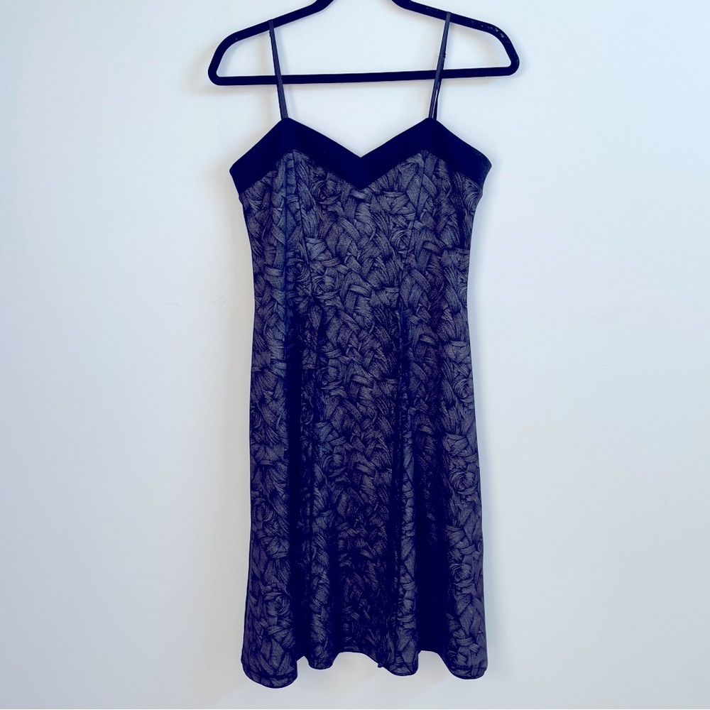 Damzels patterned black/grey dress (S)